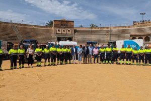 El Ayuntamiento ha presentado al nuevo equipo de limpieza y su maquinaria.