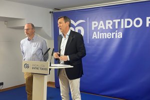 Luis Rogelio Rodríguez y Rafael Hernando, senadores del PP de Almería.