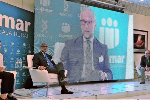 Conferencia del economista José María O\'Kean en Infoagro Exhibition 2019