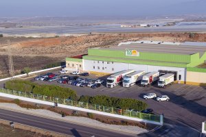 Instalaciones de la empresa hortofrutícola en Níjar.