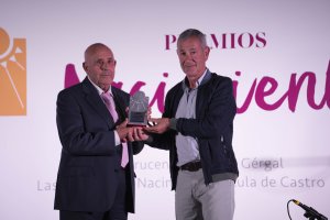 Jesús Vallejo, de la Sociedad de Cazadores, y Guillermo Mesas.