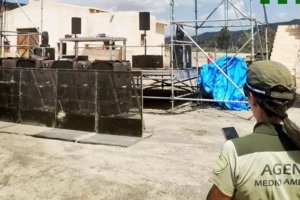 Agente de Medio Ambiente en el festival.
