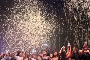 Espectacular ambiente en la zona de conciertos de \'Huércal Live\'. MARÍA PALMA MARTOS