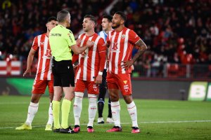 Cuidado con las amarillas el sábado en Pamplona.