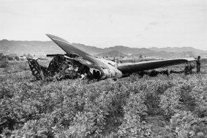 Restos del fuselaje de uno de los aviones siniestrados en Palomares en 1966.