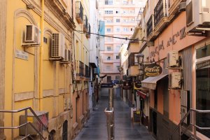 ¿Qué bares de Almería están seleccionados por ChatGPT?