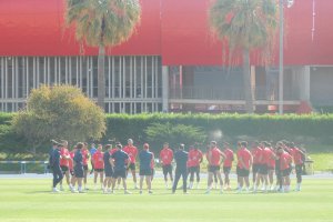 La primera charla de la semana de Rubi en el Anexo Mediterráneo.