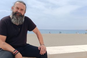 José Luis Jaén, en el Paseo Marítimo de Almería.