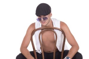 Flamenco y otros géneros como pop, rumba y tango.