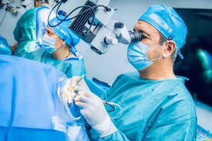 El Dr. Joaquín Fernández.