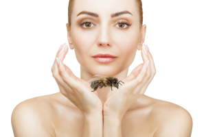 La abeja, protagonista  en el mundo de la moda y la cosmética