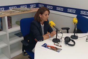 La candidata popular, María del Mar Alfonso, esta semana en la emisora de la Cadena SER Levante.