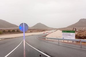Problemas en la red de carreteras por la acumulación de lluvias que se produjo este lunes.