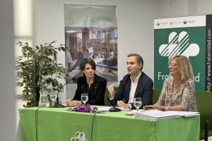 Mar Morales, Amós García y Matilde Góngora .