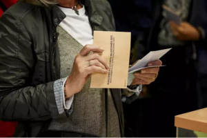 Sobre de las elecciones autonómicas a la Comunidad Valenciana.