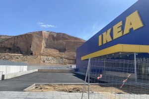 Fachada de la tienda de Ikea en Almería, en una imagen de la semana pasada.