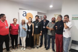 Candidatos de Almerienses en la capital en la noche electoral del 28M.