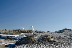 Panorámica del Observatorio de Calar Alto, en una foto de archivo cedida por el propio centro almeriense.