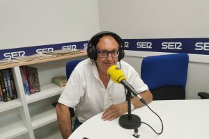 Manolo Morata días atrás en los estudios de la Cadena SER Levante.