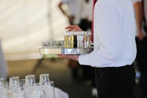 Hostelería, restauración y el conjunto del sector turístico, principales motores de empleo