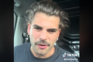 El artista, en su vídeo publicado en TikTok.