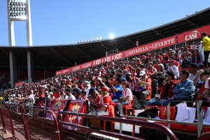 Sería una gran noticia que se fijara un precio de 25 euros para los partidos fuera de casa.