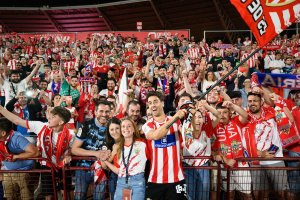 De la Hoz en la celebración del ascenso en uno de sus grandes momentos.