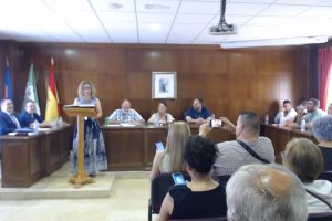 Primer discurso de la nueva alcaldesa, Olga González.