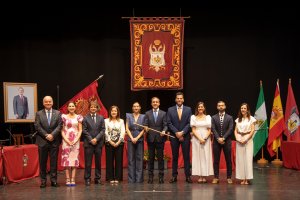 El equipo de Gobierno de Vera tras la investidura.