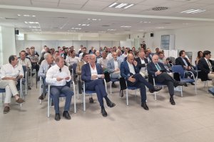 Gran asistencia a la jornada sobre aguas regeneradas y desaladas en Tecnova