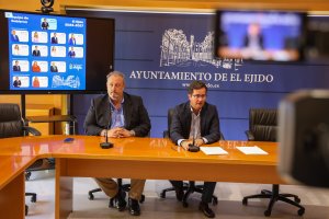 El alcalde, Francisco Góngora.