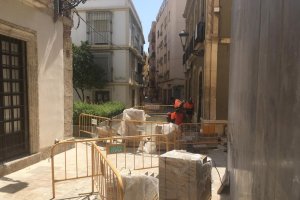 Trabajos en marcha en la calle Hospital