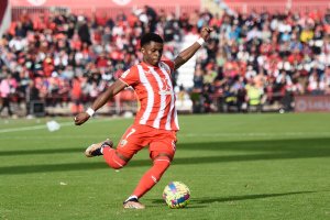 Ramazani en el Almería-Real Sociedad. Una de las pocas veces que fue titular en casa.