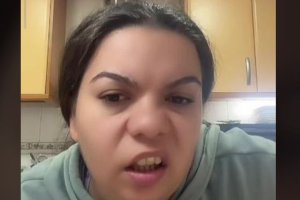 Captura de pantalla de uno de los vídeos de Maeb.