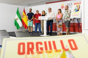 Presentación de la Semana del Orgullo en Almería.