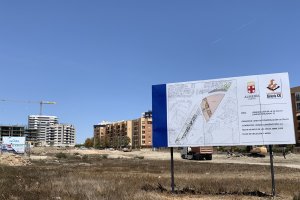 Solar sobre el que se levantará el edificio de 64 viviendas