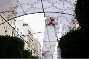 Imagen de los últimos toldos que se montaron para la feria