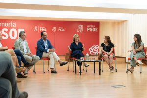 La ministra Pilar Alegría ha visitado Almería este viernes.