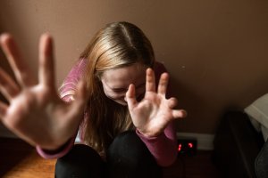 J. vivió un caso extremo de violencia machista.