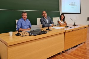 Gerente de COEXPHAL, Luis Miguel Fernández;  delegado de Agricultura en Almería, Antonio Mena y  presidenta de IFAPA, Marta Bosquet