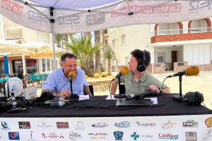 El Restaurante Sol y Playa, en el Paseo Marítimo de Carboneras, acogerá esta semana la emisión del Hoy por Hoy. En la imagen, el presentador Guil