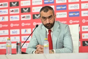 El consejero delegado del Almería habla del presidente.