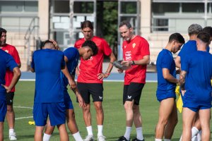 Vicente Moreno con Dani Pendín y Dani Pastor.