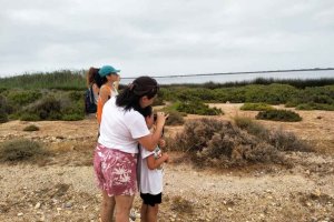 Aprendiendo a mirar Punta Entinas-Sabinar de la mano de Moisés Palmero, educador ambiental.