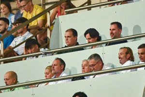 Rachad, Lasarte, Ibán y Esteban viendo el derbi Poli El Ejido-Almería en Santo Domingo.