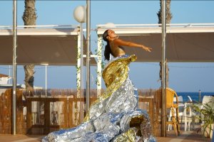 Performance Espejo del Mar a cargo de la sevillana Maríah Li.