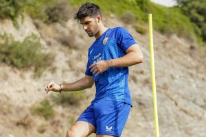 Ya ha empezado a tocar balón en la concentración rojiblanca.