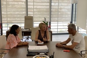 Reunión Eloísa Cabrera, edil de Urbanismo, y Almería Centro