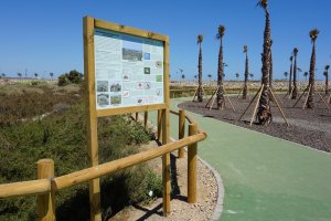Cartel que marca el acceso al renovado Delta del Andarax