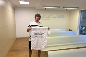 Bryan Gil será operado por los doctores Ripoll, De Prado y Reboul.